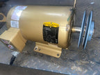 EM3218T BALDOR 5HP 3PH SUPER-E MOTEUR