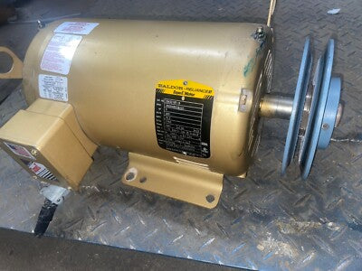 EM3218T BALDOR 5HP 3PH SUPER-E MOTEUR